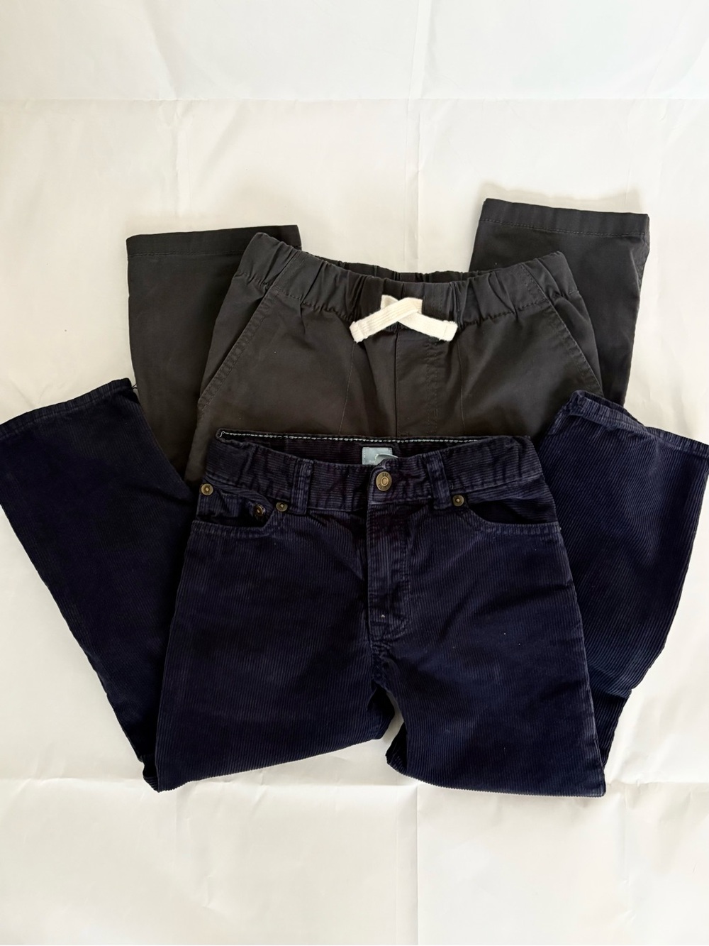 Old Navy Boys Navy Corduroy Jeans & Cat&Jack Black Drawstring Pants